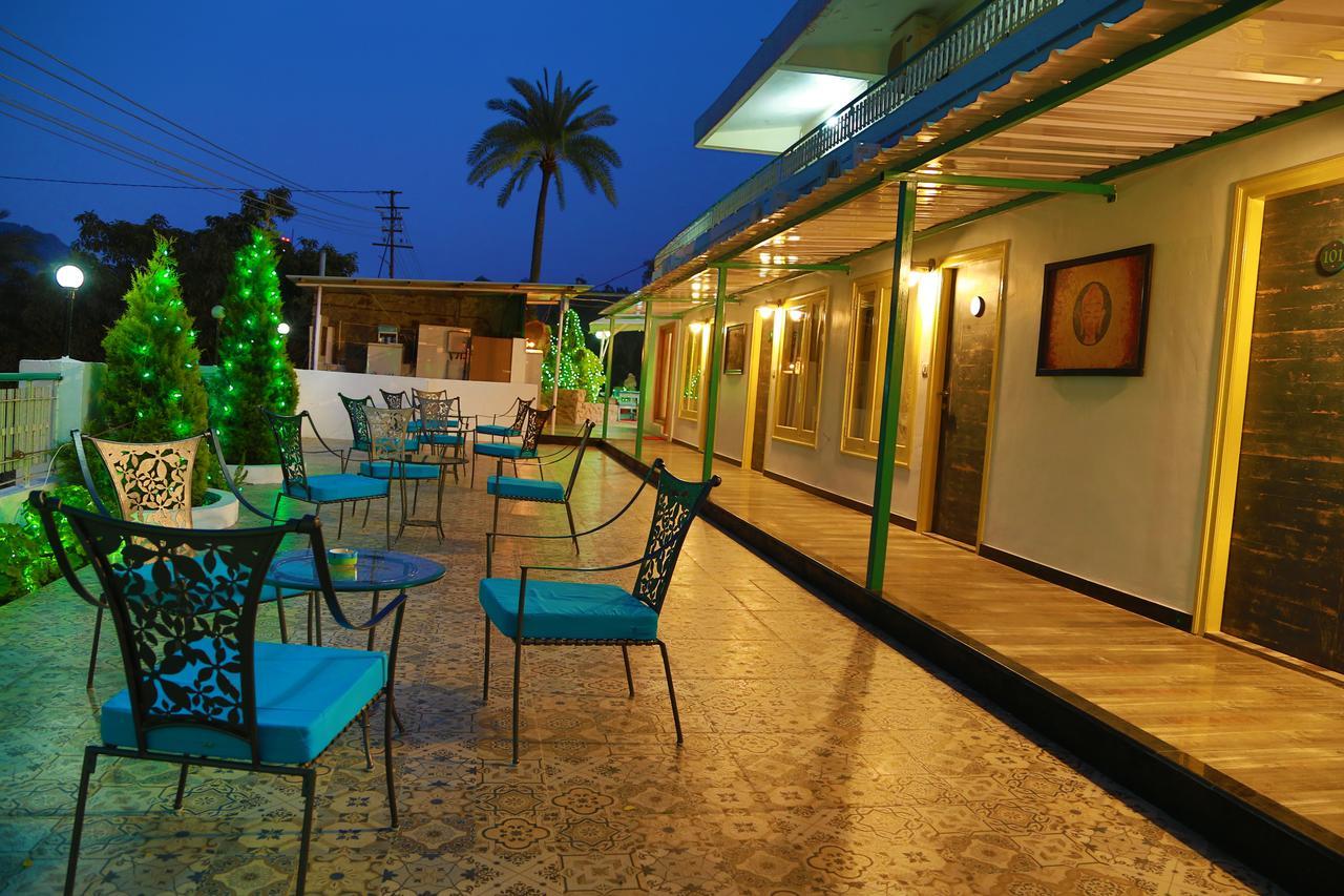 מאונט אבו Hotel Karnavati מראה חיצוני תמונה