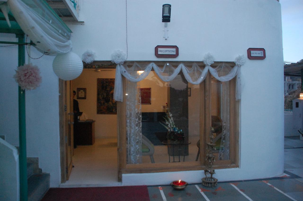 מאונט אבו Hotel Karnavati מראה חיצוני תמונה