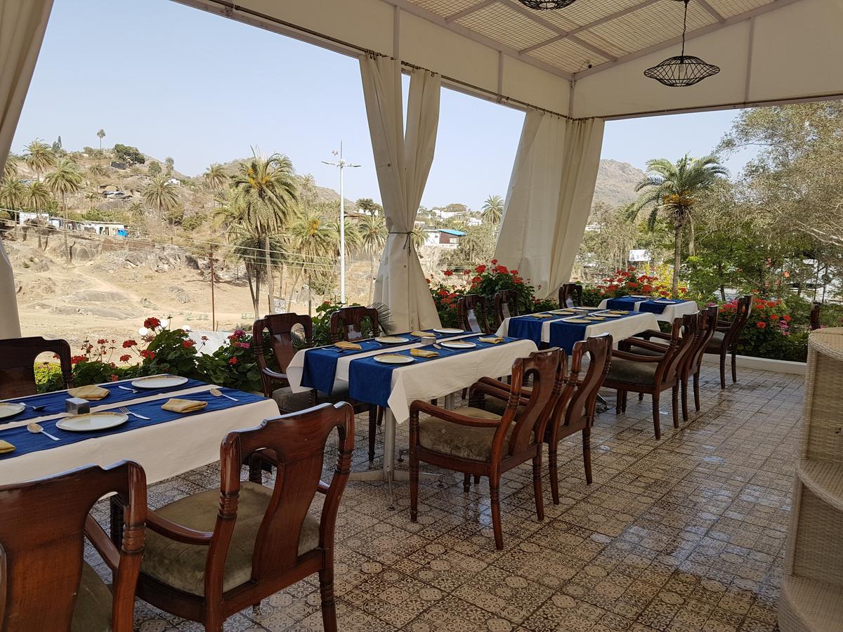 מאונט אבו Hotel Karnavati מראה חיצוני תמונה