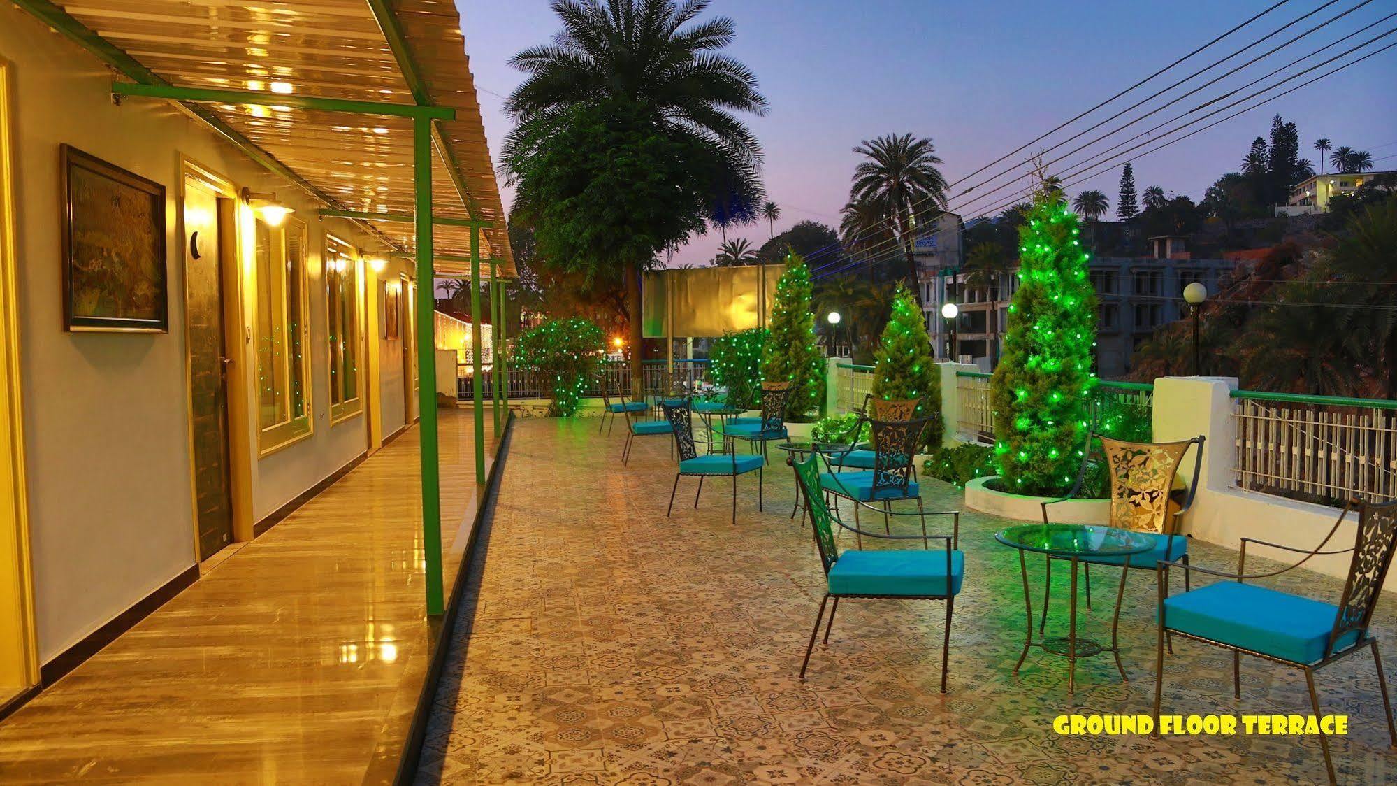 מאונט אבו Hotel Karnavati מראה חיצוני תמונה